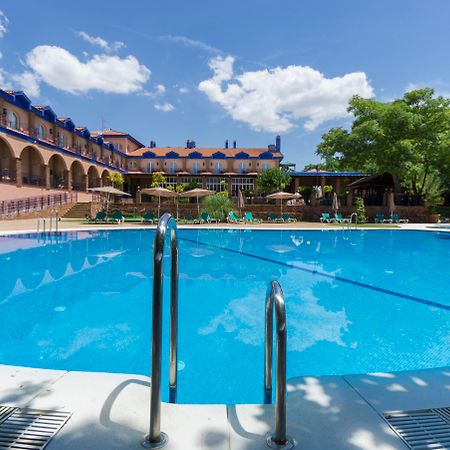 Hotel Fuente Las Piedras Cabra Kültér fotó