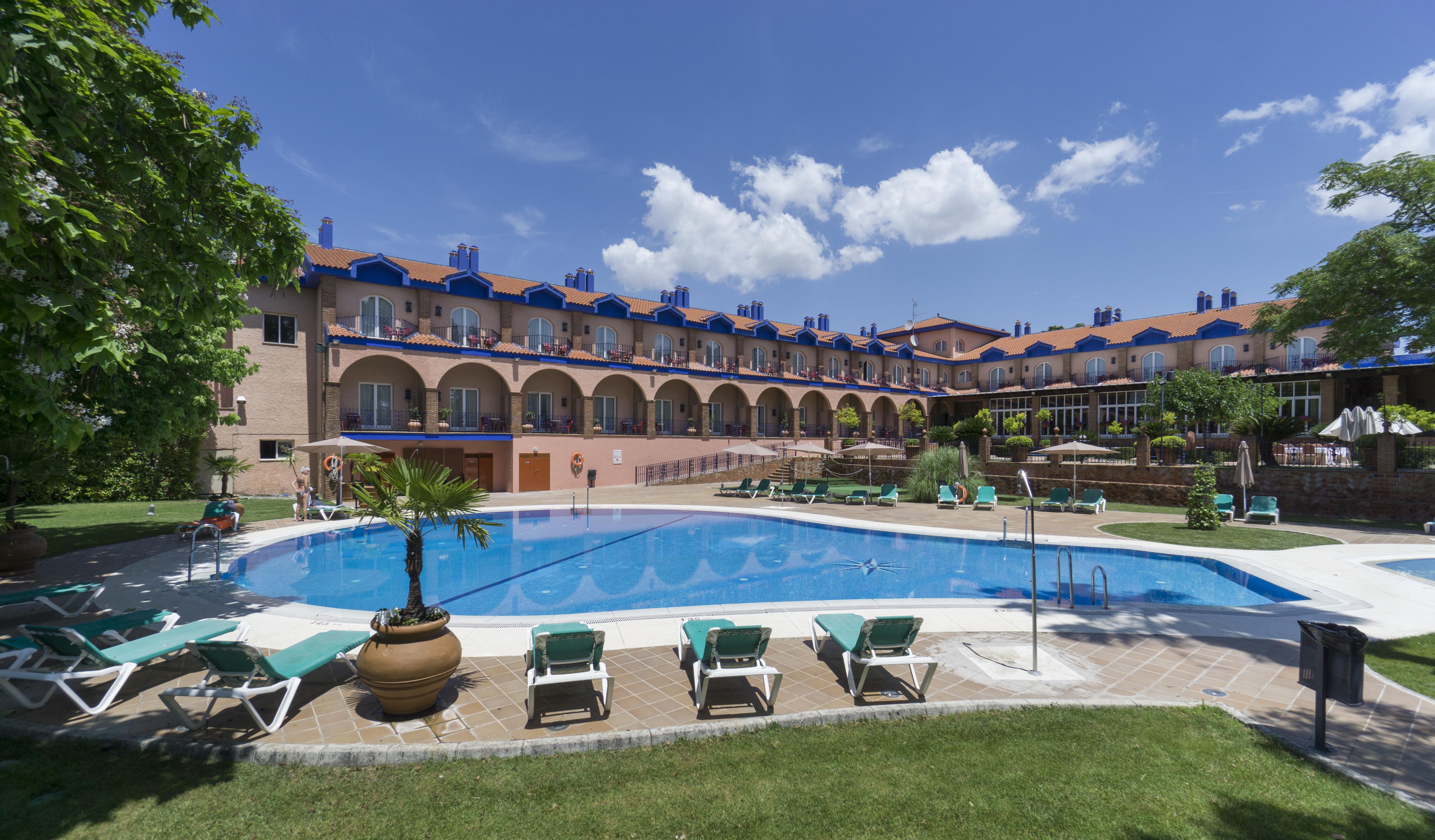Hotel Fuente Las Piedras Cabra Kültér fotó