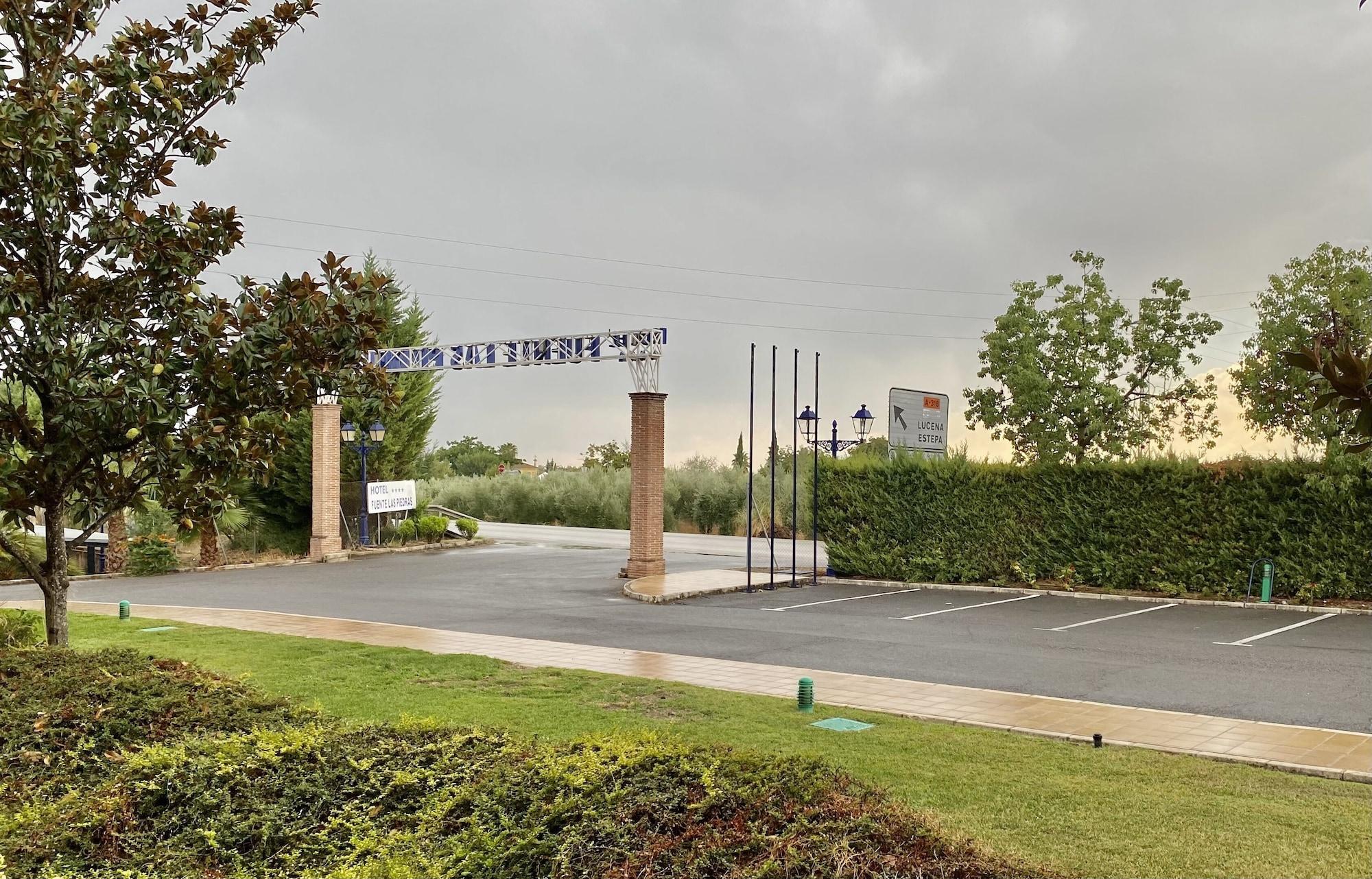 Hotel Fuente Las Piedras Cabra Kültér fotó