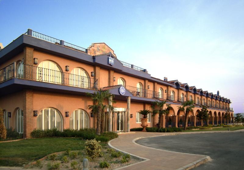 Hotel Fuente Las Piedras Cabra Kültér fotó