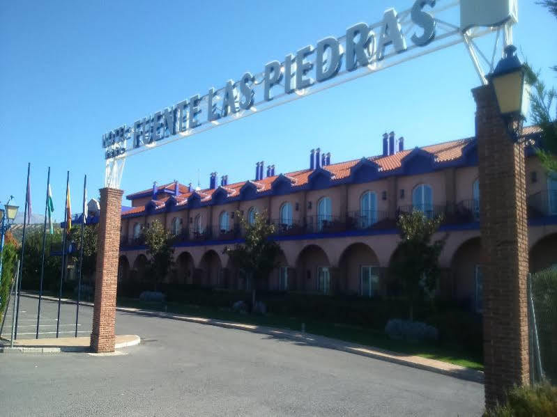 Hotel Fuente Las Piedras Cabra Kültér fotó